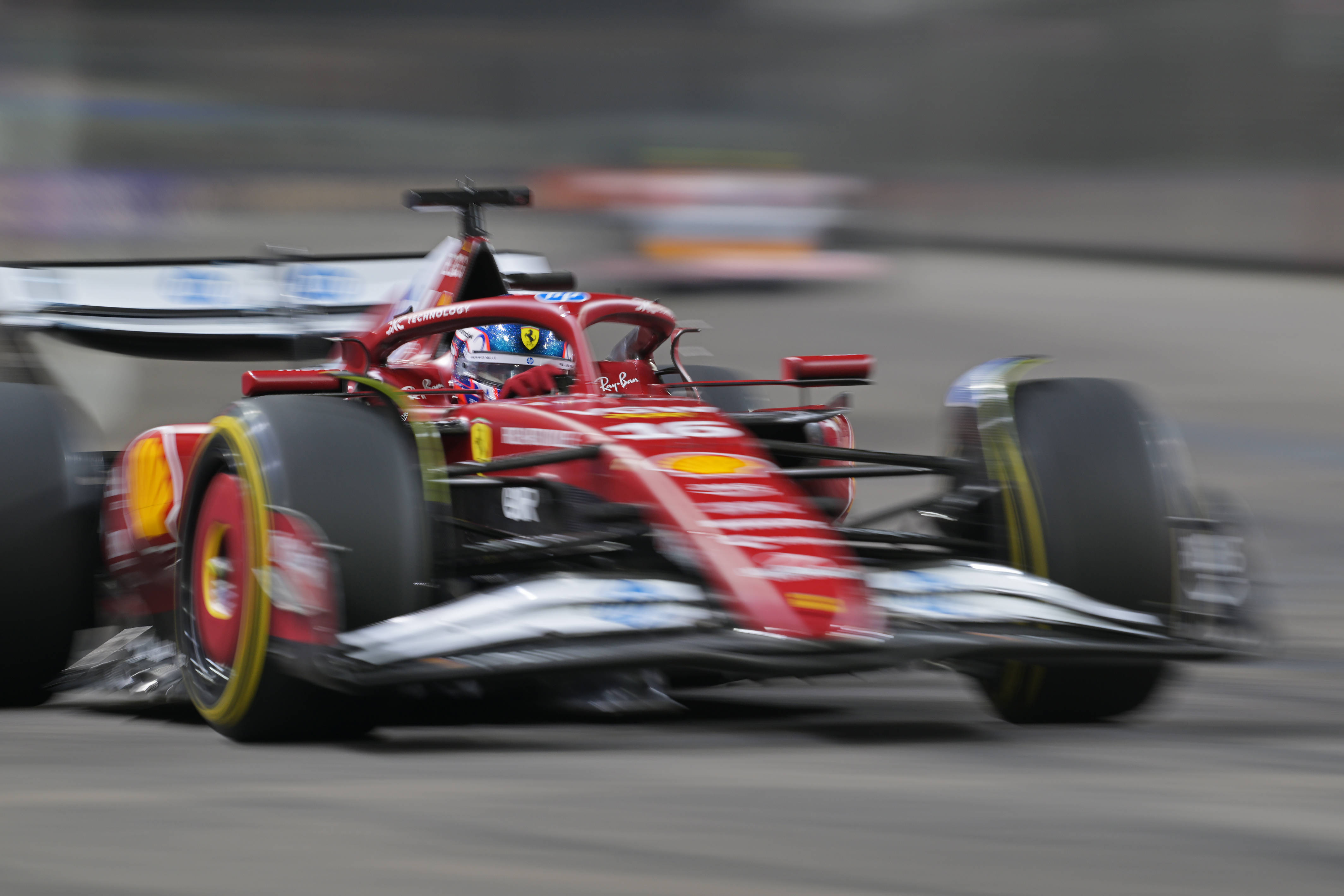 迈凯伦碾压雷诺车队，勒克莱尔关键制胜