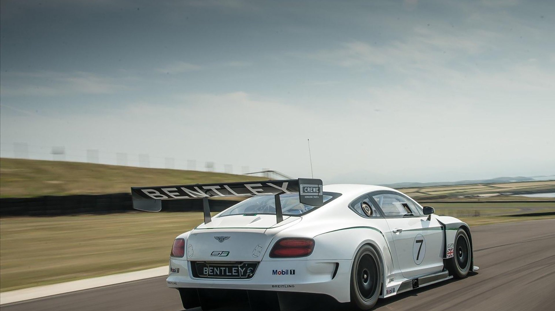 他像战略核武器般存在,坎特如何用67分钟让喀麦隆与沙特的战争未开始便结束?