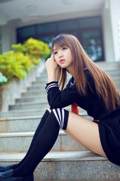 迪亚斯一锤定音，摩洛哥全面压制芬兰晋级在望